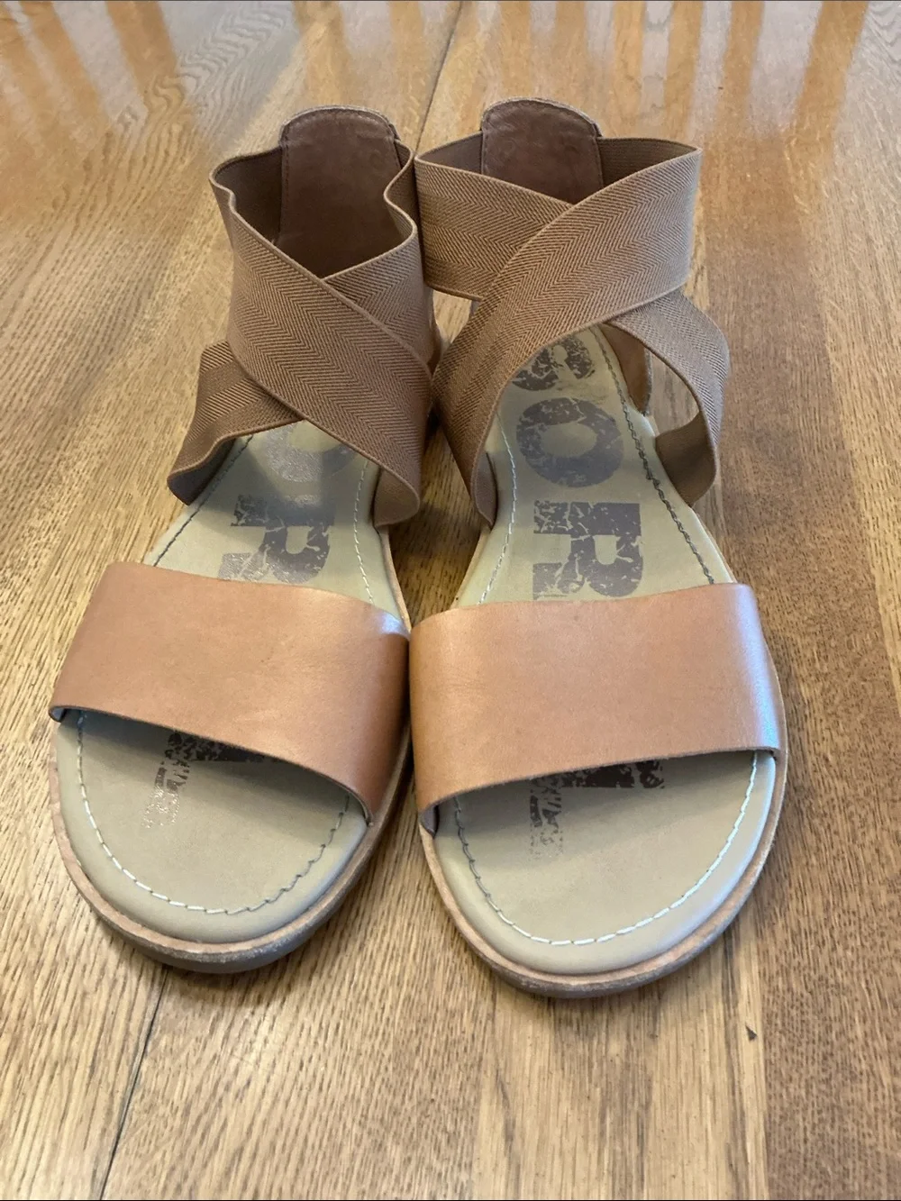 Sorel Tan and Brown Crisscross Elastic Strap Sandals